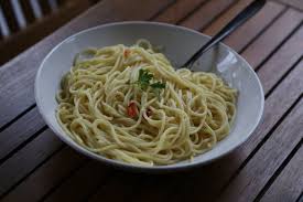 Resep Spaghetti Aglio Olio Sederhana Cuma 4 Langkah Resep Di 2020 Resep Makanan Resep Makanan