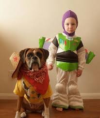 23 Dog And Kid Halloween Costumes That Will Make You Squeal Cute Dog Halloween Costumes Matching Halloween Costumes Dog Halloween Costumes Diy