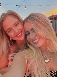 Happy #trideltatuesday !! Today we want to show some love to Sydney Bacon  of PC '20💓 Sydney is from Savanah, GA and is one of the sweetest souls  ever. She is always