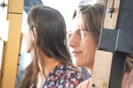 Bernadette Aro's Instagram, Twitter & Facebook