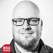 Michelle Osowski (@ActuallyMeesh)