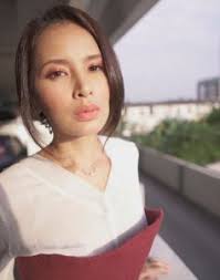 Nama asalnya ialah azlina jailani. Mungkin Ada Yang Tak Tahu 6 Selebriti Malaysia Ini Telah Memeluk Agama Islam Media Hiburan