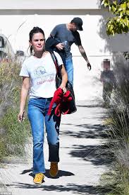 He began his career on canadian television at the age of 13, then diversified into american television in the late 1990s. Rachel Bilson Steps Out With Ex Hayden Christensen In La Daily Mail Online