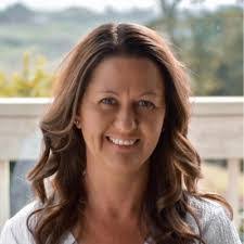 Pamela Hickson's Instagram, Twitter & Facebook