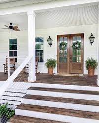 Pin By Jen Oleksik On Front Porches In 2021 Dream House Exterior House Exterior Modern Farmhouse Exterior
