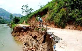 Doanh nghiệp thủy điện thiếu trách nhiệm hay cơ quan chức năng của Lào Cai  không kiên quyết xử lý?