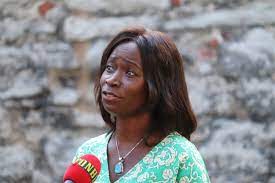 — liberalerna är det första riksdagsparti som väljer en ledare med. Nyamko Sabuni Wikipedia