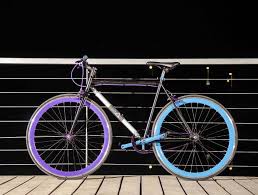 Projet Velo Yerka Quand Le Cadre Devient Verrou Bicyclettes Velo Velo Design