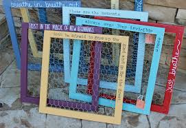 Chix Wire Wood Frames Chicken Wire Frame Picture Frame Crafts Chicken Wire Crafts