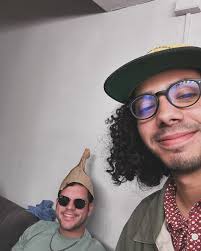 📦 Múdate Conmigo 📦 Agradecido de formar parte de un equipo tan creativo,  gracioso y lleno de gente linda, talentosa y puestas pal problema. Por  muchas producciones y momentos teatrales! ❤️❤️❤️