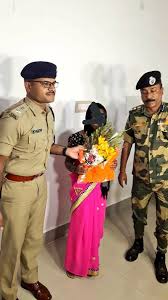 As desired by odisha govt ,odisha police has made spl arrangement to ensure uninterrupted n fast movement of medical oxygen from odisha to other needy. Woman Maoist Surrenders Before Odisha Police In Malkangiri Odisha News Odisha Breaking News Latest Odisha News