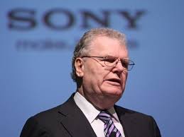 Sony's Sir Howard Stringer to step down in June