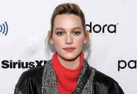 Page dedicated to actress victoria pedretti of netflix's haunting of hill house season 1 and you. Victoria Pedretti Biography Age Wiki Height Weight Boyfriend Family More