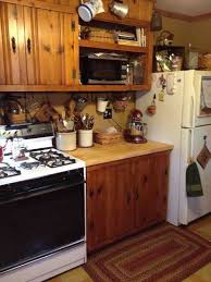 What Color Should I Paint My Kitchen Cabinets Kitchen Cabinets Pine Kitchen Cabinets Knotty Pine Kitchen