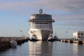 Entree Du Msc Virtuosa Dans La Forme Joubert Saint Nazaire Paquebot Bateaux