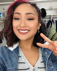 Sophie Oda‎‏ ‏‎| Facebook‎‏