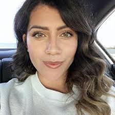 Desiree Pena (goofysurferchic)