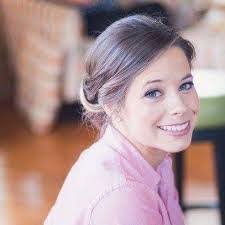 Donna Perna's Instagram, Twitter & Facebook