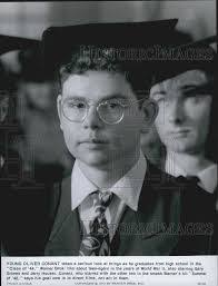 Oliver Conant's Instagram, Twitter & Facebook