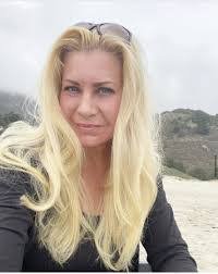 Michelle Gerst's Instagram, Twitter & Facebook