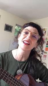 Dara Ackerman's Instagram, Twitter & Facebook