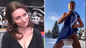 Jiří langmajer se svým fanynkám na instagramu ukázal v celé své kráse. K Nezaplaceni Takhle Adela Gondikova Reagovala Na Nahou Fotku Sveho Manzela Jiriho Langmajera Super Cz