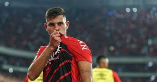 Bruno guimarães rodriguez moura (born 16 november 1997), known as bruno guimarães, is a brazilian professional footballer who plays as a defensive midfielder for french club lyon and the brazil national team. 90plus Fix Atletico Madrid Verpflichtet Bruno Guimaraes 90plus