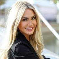 Alicia Freda's Instagram, Twitter & Facebook