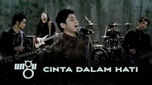 Mungkin ini memang jalan takdirku mengagumi tanpa dicintai 'tak mengapa bagiku asal kau pu. Ungu Cinta Dalam Hati Official Music Video With Lyric Youtube
