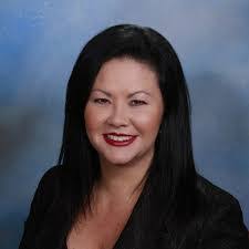 Candace Thacker's Instagram, Twitter & Facebook