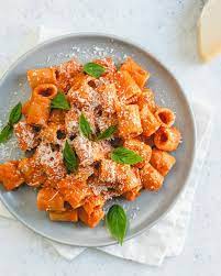 Pasta With Vodka Sauce A Couple Cooks Recipe Vodka Sauce Pasta Vodka Sauce Pasta Recipe Vodka Sauce