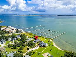 405 Windward Lane, Morehead City, NC 28557