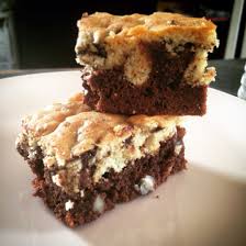 Brookie Une Veritable Tuerie Recette Pour 8 Personnes Pate A Brownie 125 G De Chocolat Noir 2 œufs 125g De Sucre Semoule 75g De Desserts Food Brownie
