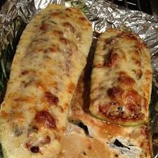 You cannot stuff marrow, so i guess you mean the bones and i'm guessing the gas mark is the temperature of the oven. Marrow Stuffed With Spicy Mince And Topped With Bechamel Sauce With Cheese Perfect For Cold Nights Cooking Recipes Marrow Recipe Foods With Gluten