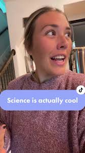 Exploring the Evolution of Faith: My Journey from Evangelical Christianity  to Deconstruction