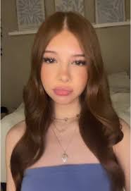 Heart in a Headlock: Lip Sync and Outfit Inspiration