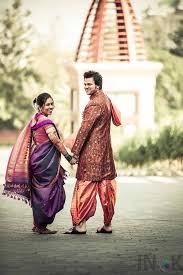 Marathi Weddingphotography Indian Wedding Photography Couples Wedding Couple Poses Couples Wedding Attire