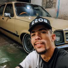 RECOMEÇAR NÃO É SINAL DE FRACASSO, É SINAL DE CORAGEM. ✍🏻🫡 após alguns  anos parado nosso projetin está tendo um novo recomeço assim como EU! a  chance de recomeçar requer novos hábitos,