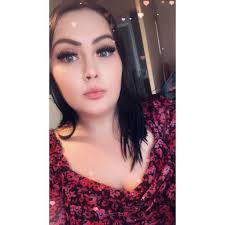 Newest one been struggling to get that bubble out might have to put some  rubbing alcohol in this one to break up the fine glitter some more to get  all bubbles out