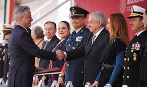 Pedro sola causó controversia en twitter por no conocer a felipe ángeles. Presidente Rinde Homenaje Al General Felipe Angeles En Su Centenario Luctuoso Amlo