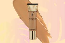 A hydrating foundation with light, buildable coverage for a natural healthy glow. Yves Saint Laurent Touche Eclat All In One Glow Foundation Review Glamour Uk