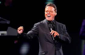 We did not find results for: Luis Miguel Tickets Fur 2021 2022 Tour Information Uber Konzerte Touren Und Karten Von Luis Miguel In 2021 2022 Wegow Die Schweiz