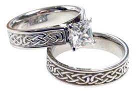 The Beauty Of Unique Engagement Rings Celtic Wedding Ring Sets Celtic Wedding Rings Celtic Engagement Rings
