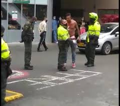Fredy guarín hizo escándalo en antioquia, estaba alterado e intervino la policia. G5qho Umzdqj7m