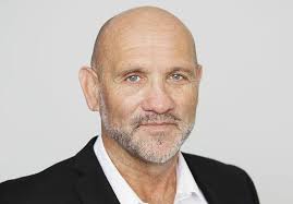 To Justin Mathias -please help us to understand! * You criticise  "opportunism" in constituency changes, yet admit running in 2018 purely to  help the OBA save face. How is this consistent with