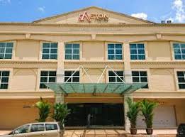 Banyak aktiviti air yang menarik yang boleh dibuat di sini seperti jetski, banana ride, parasail dan buggy. 10 Hotel Terbaik Di Nilai Dari Myr 79