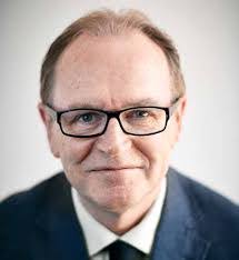 Robert Pozo's Instagram, Twitter & Facebook