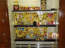 பூஜையறையில்... சுவாமி படங்கள் - Pooja Room God Pictures - Samayam Tamil