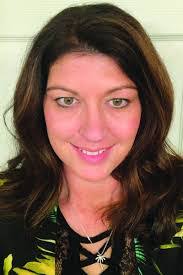 Lauren Budde's Instagram, Twitter & Facebook