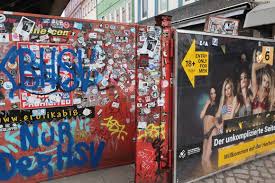 Jahrhundert zur prostitution genutzt wird. Herbertstrasse Hamburg A Covid 19 Vacuum In The Red Light District Flyctory Com